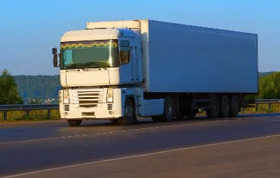 Antalya ile Hayrat Arası Öğrenci Eşyası Taşıma